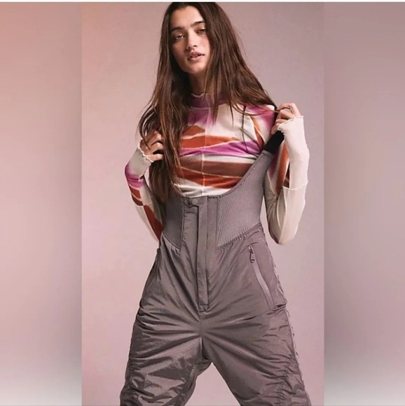 NWT / Free People / FP Movement / Lift Love Ski Bibb / XS / $298 retail - Picture 4 of 11